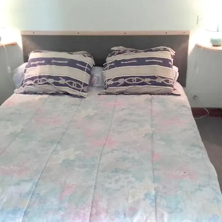House With 4 Bedrooms In Plazac With Private Pool Enclosed Garden And Wifi Σπίτι διακοπών